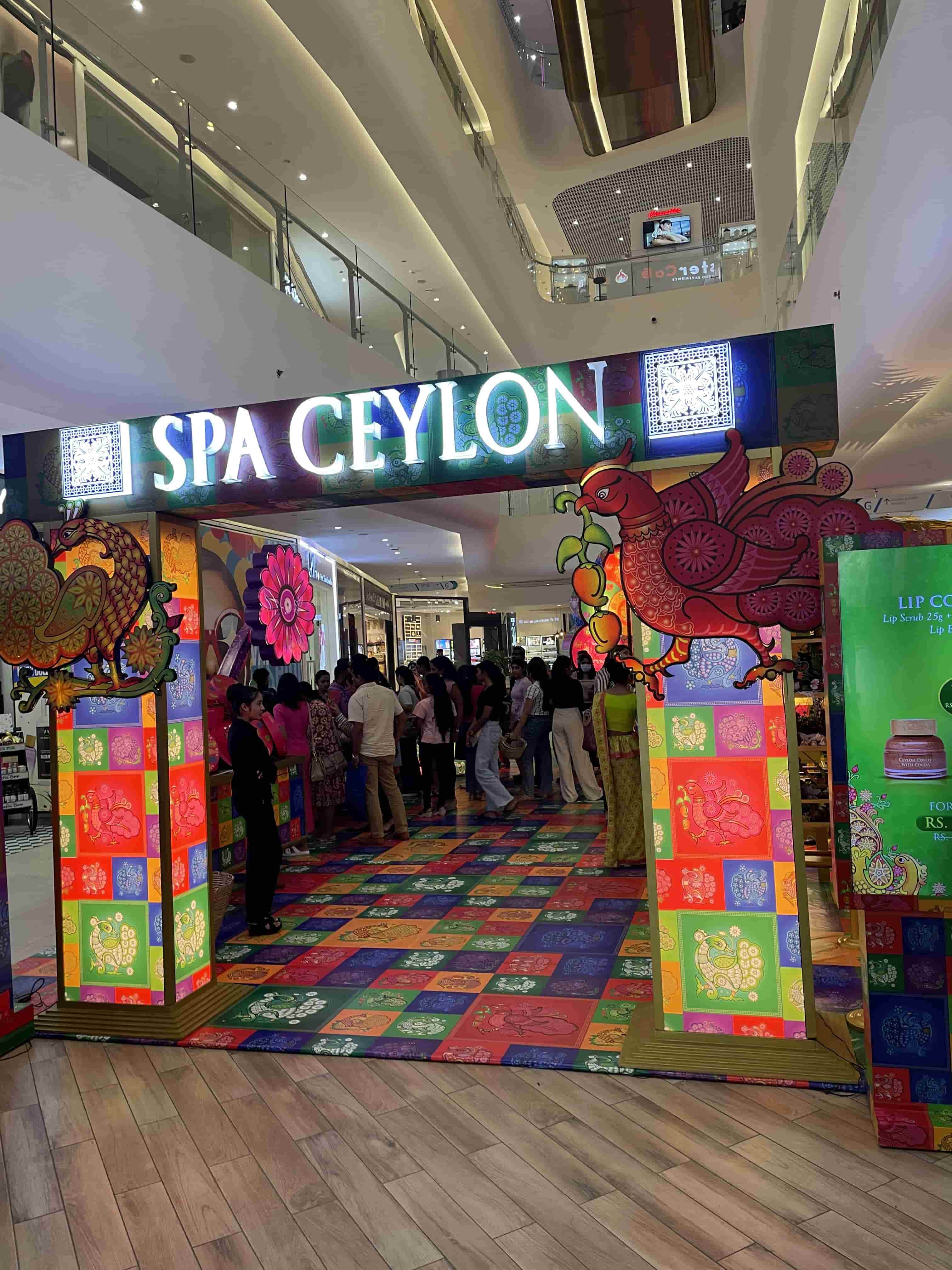 Full immersive experience view